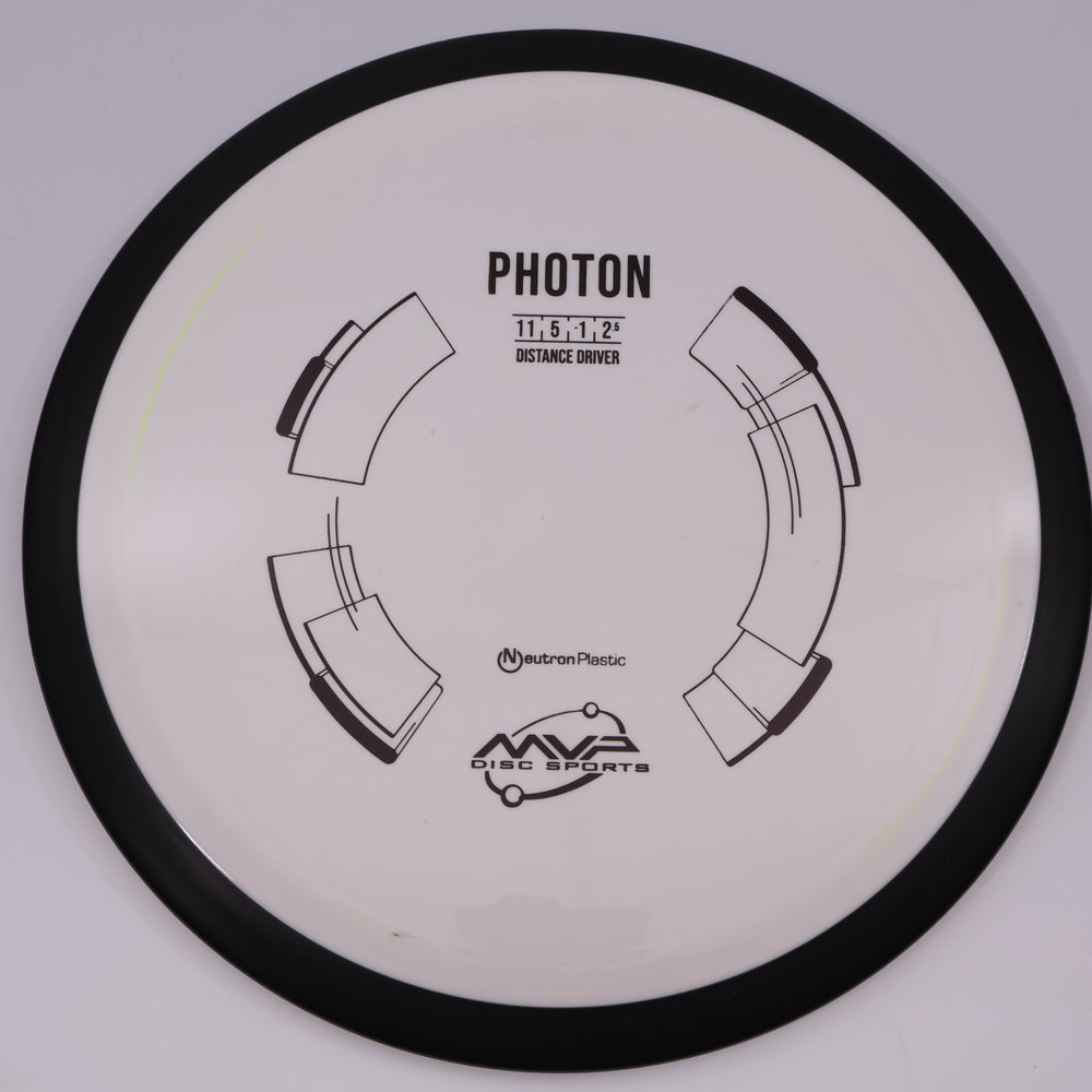 #05 / 174.3g / White